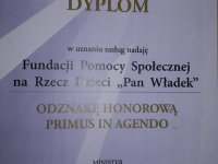Dyplom uznanie dla fundacji "Pan Władek"